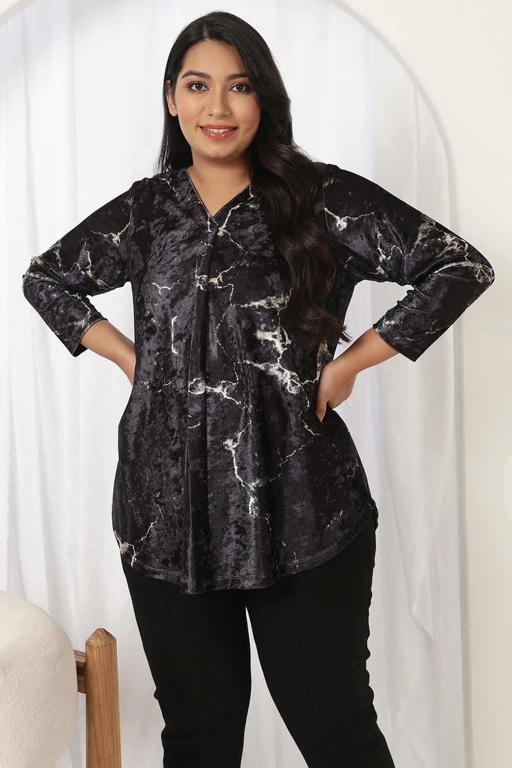 Plus size 2024 black velvet top