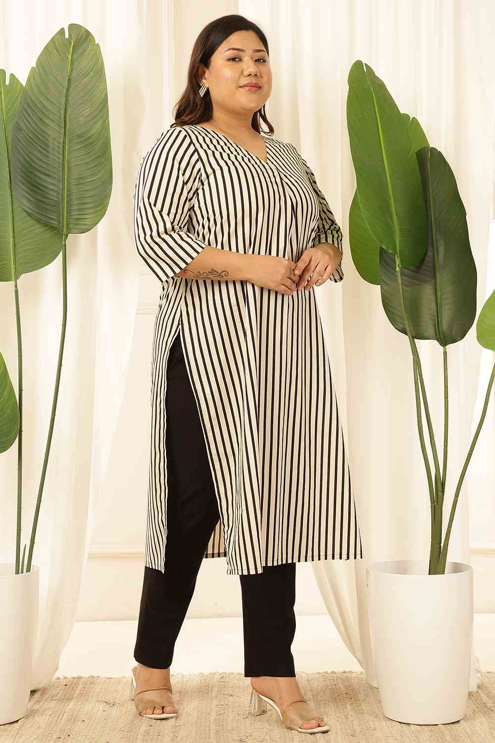 Plus Size Black & White Striped Cotton Kurta for Women