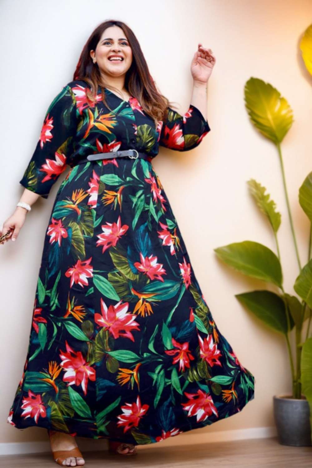 Plus Size Black Tropical Print Maxi Dress