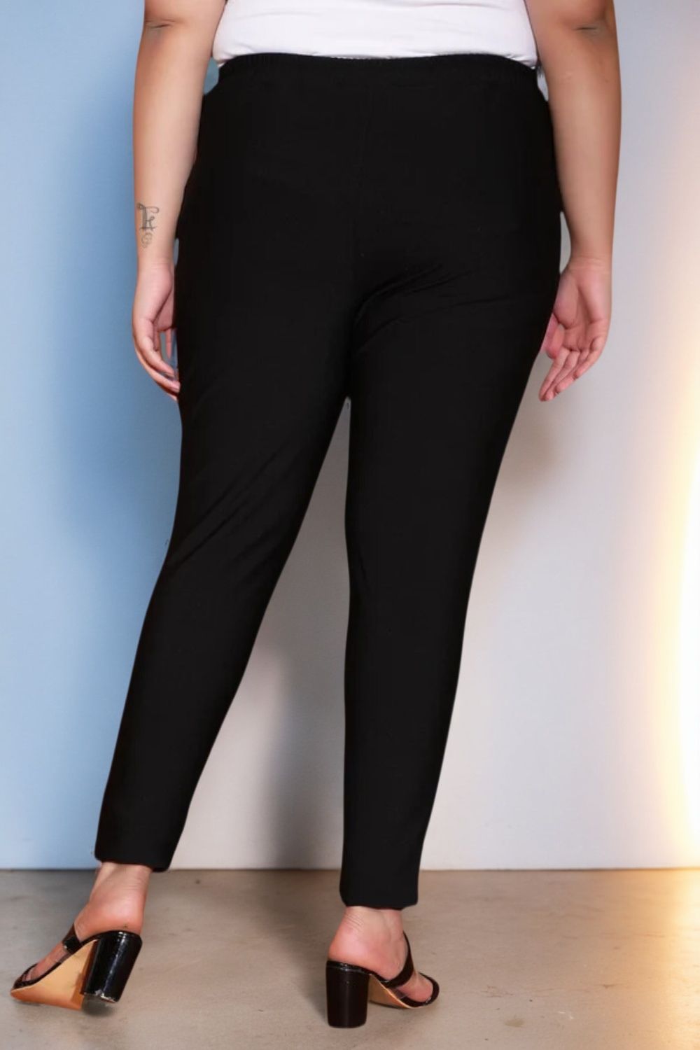 Plus Size Black Leggings in Warm Winter Fleece for Women