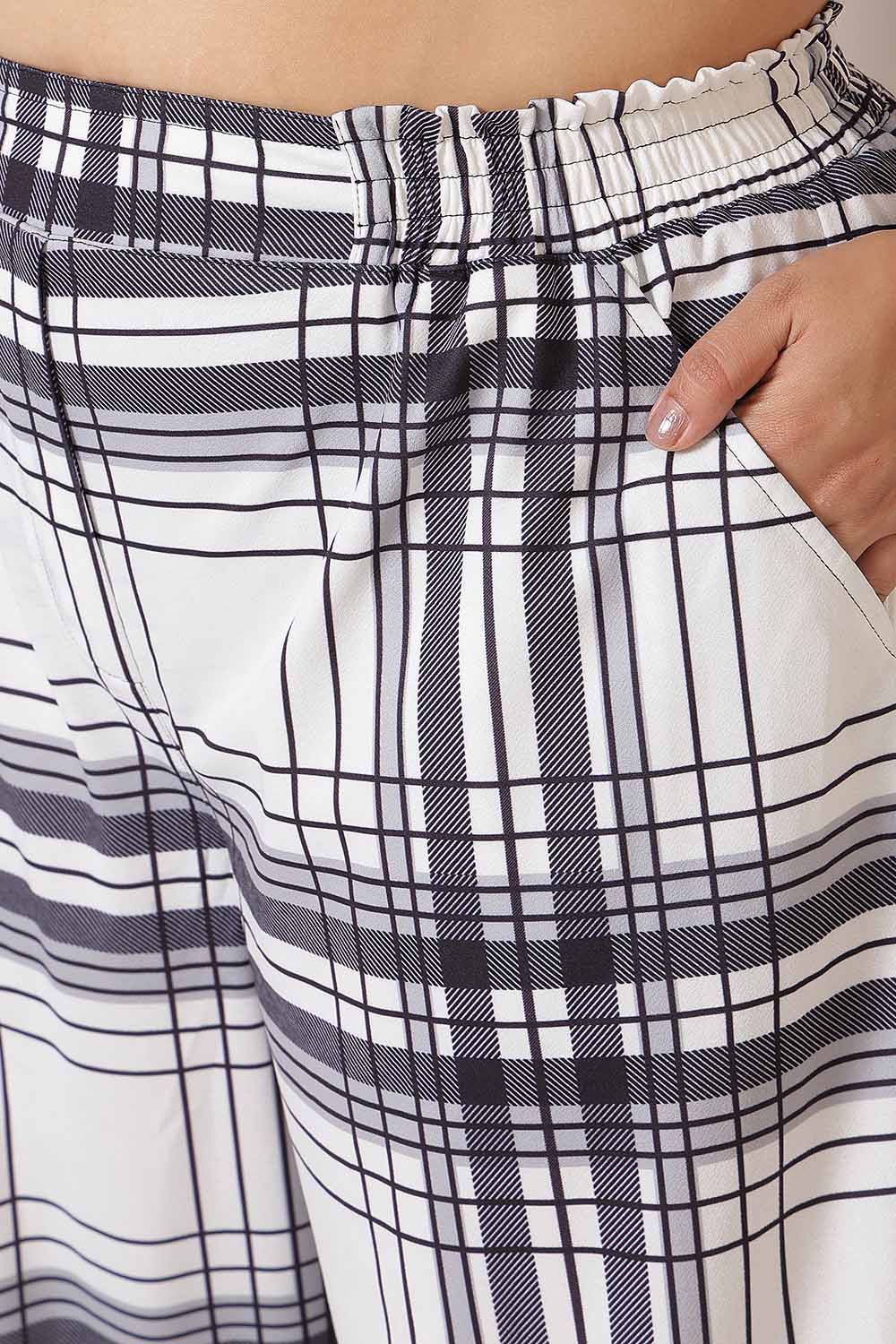 Plus Size White Black Check Coord Set for Women