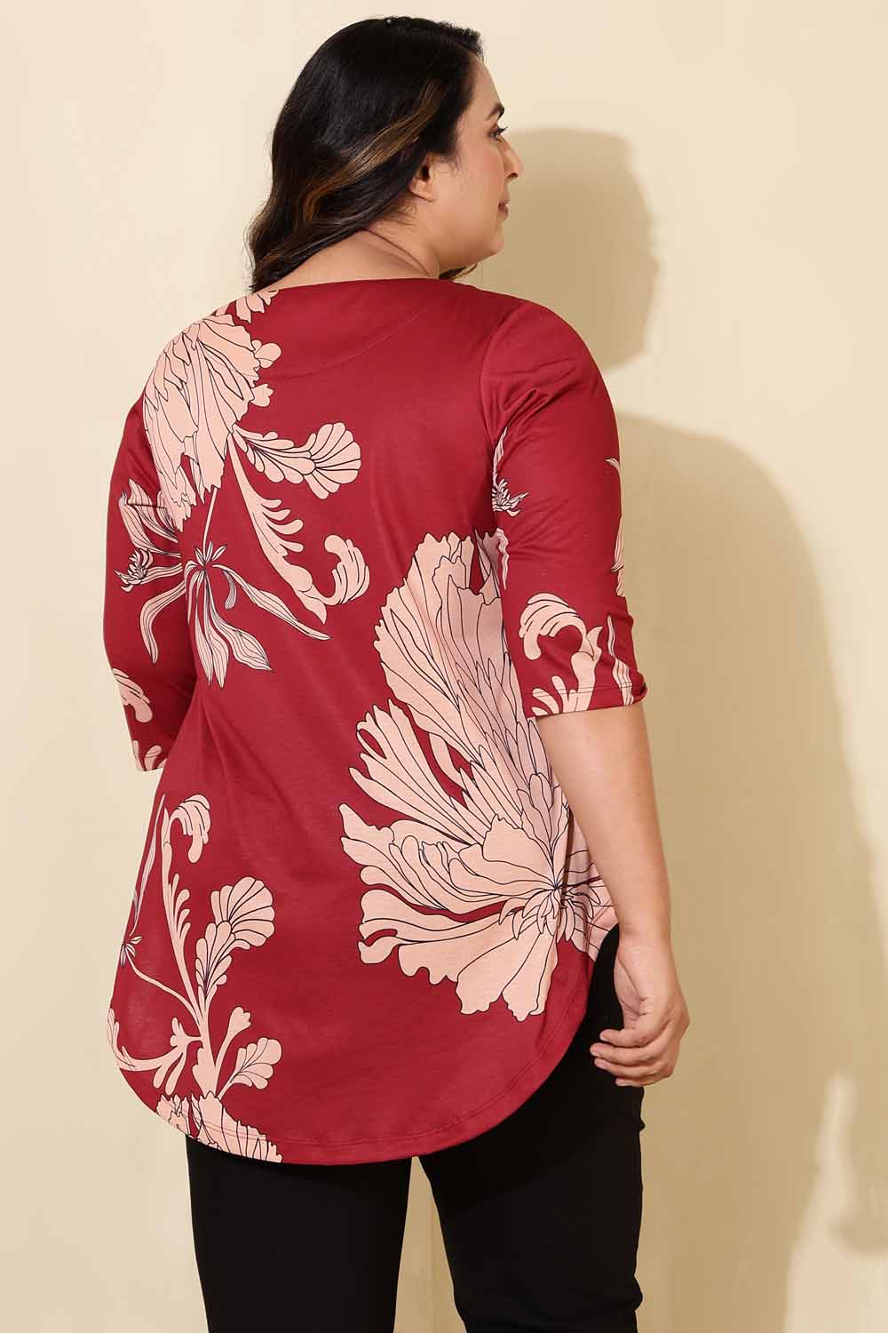 Plus Size Red White Tropical Print Centre Pleat Top