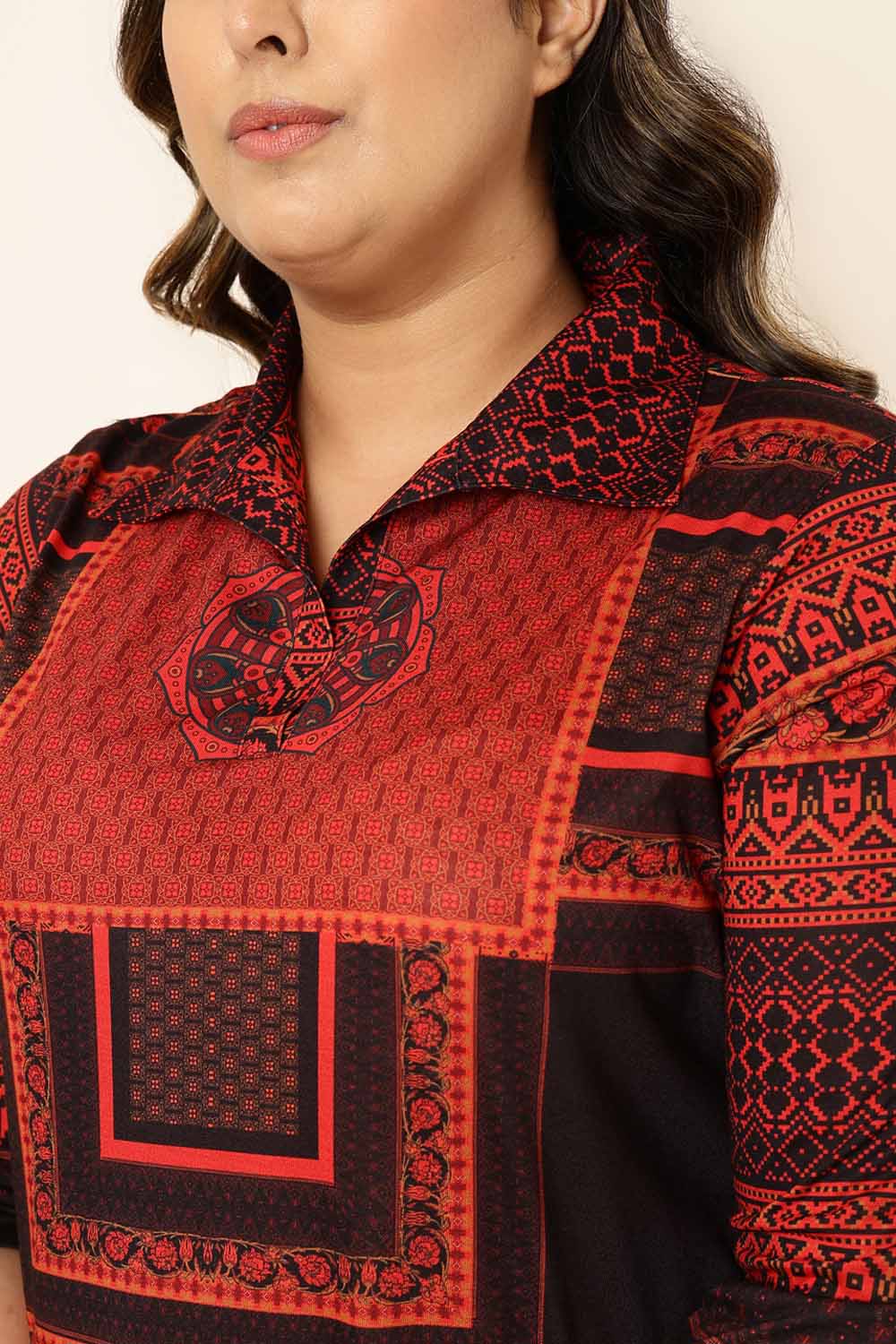 Comfortable Plus Size Black Red Geometric Coord Set