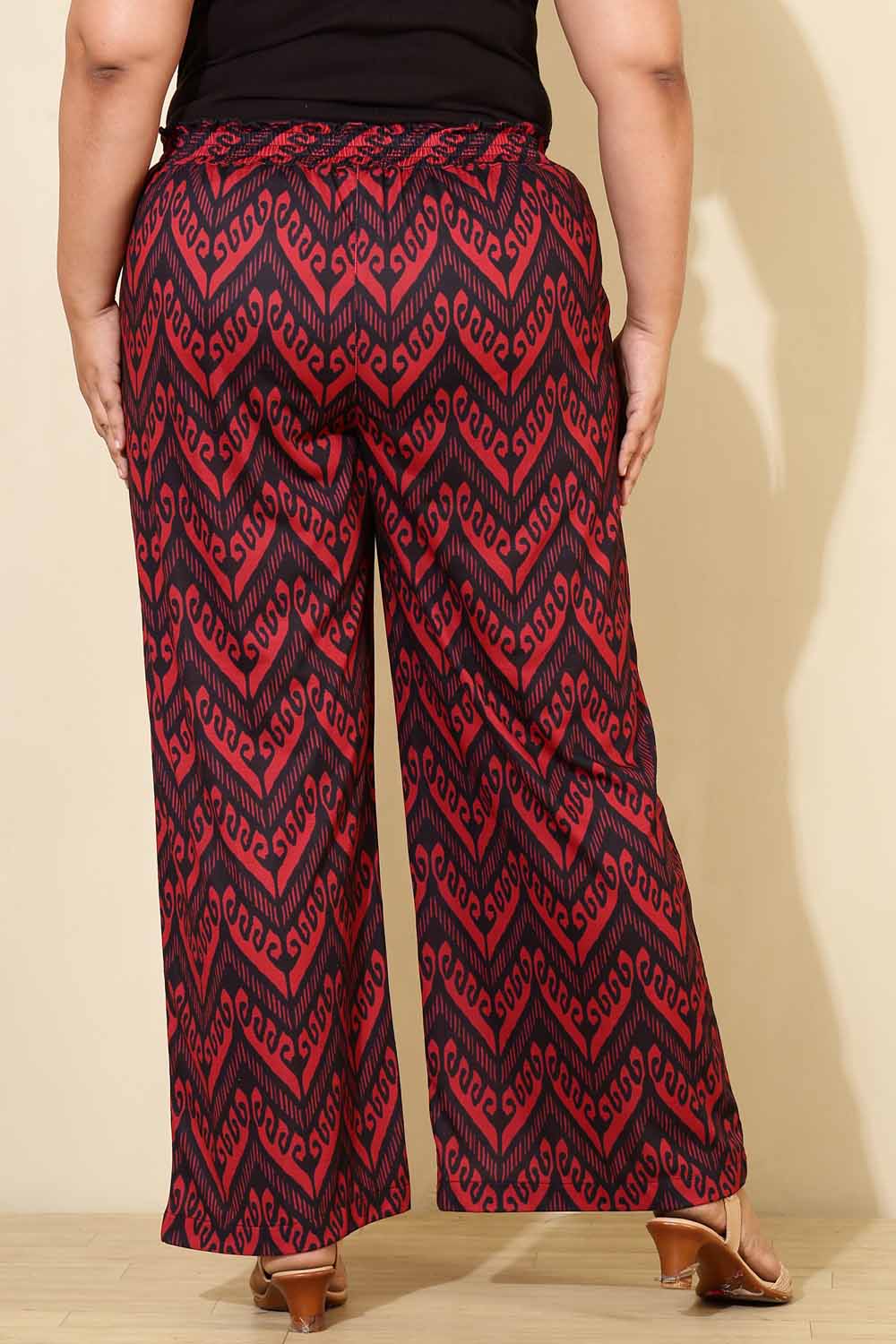 Comfortable Plus Size Maroon Black Print Coord Set