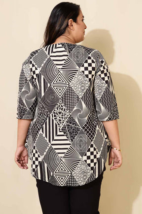 Plus Size Black White Geometric Print Centre Pleat Top