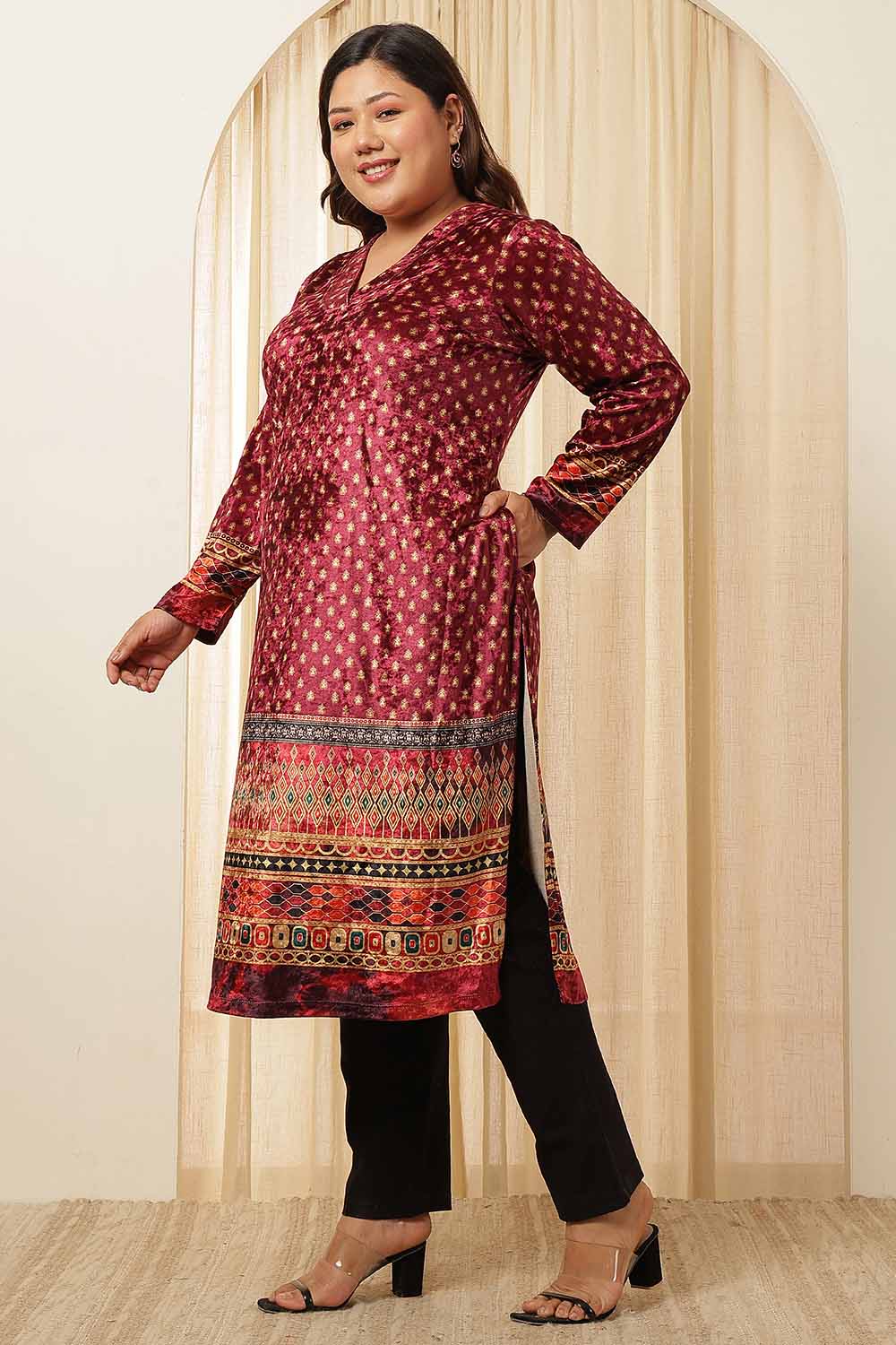 Plus Size Maroon Border Print Velvet Kurta