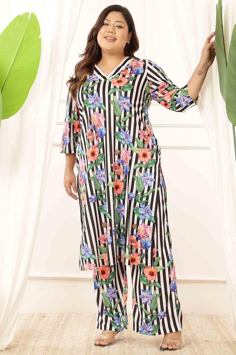 Plus Size Black Floral Stripes Kurta Coord Set