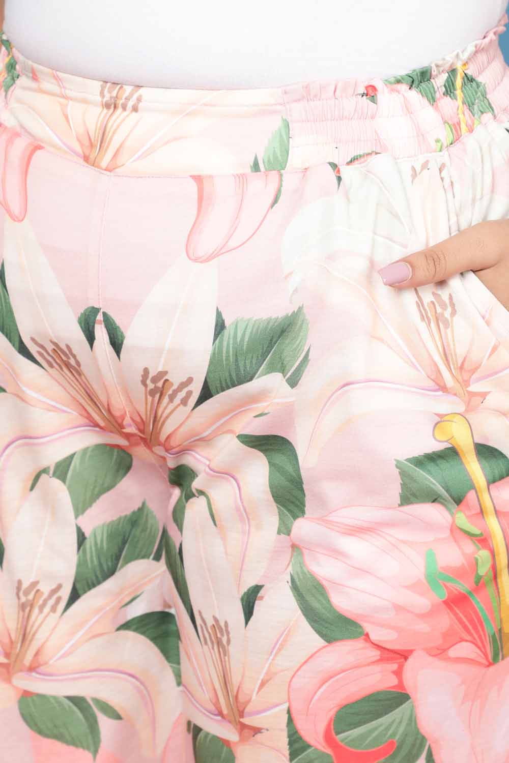 Comfortable Plus Size Light Pink Floral Printed Coord Set