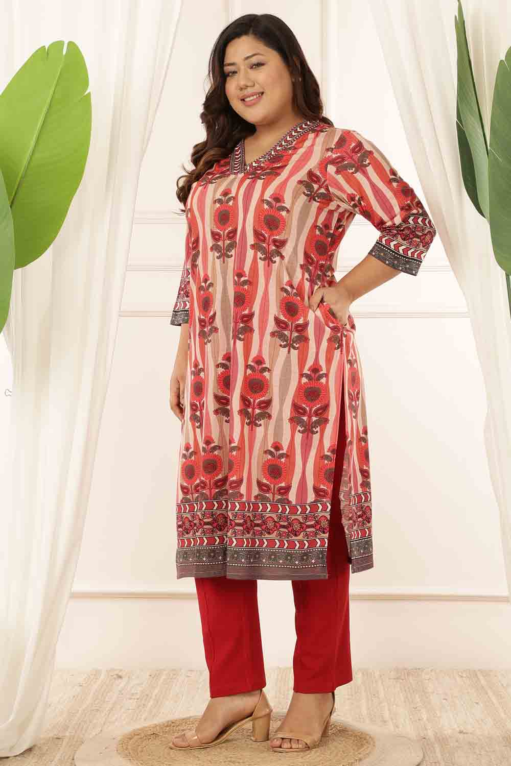 Plus Size Red Floral Motif Kurta