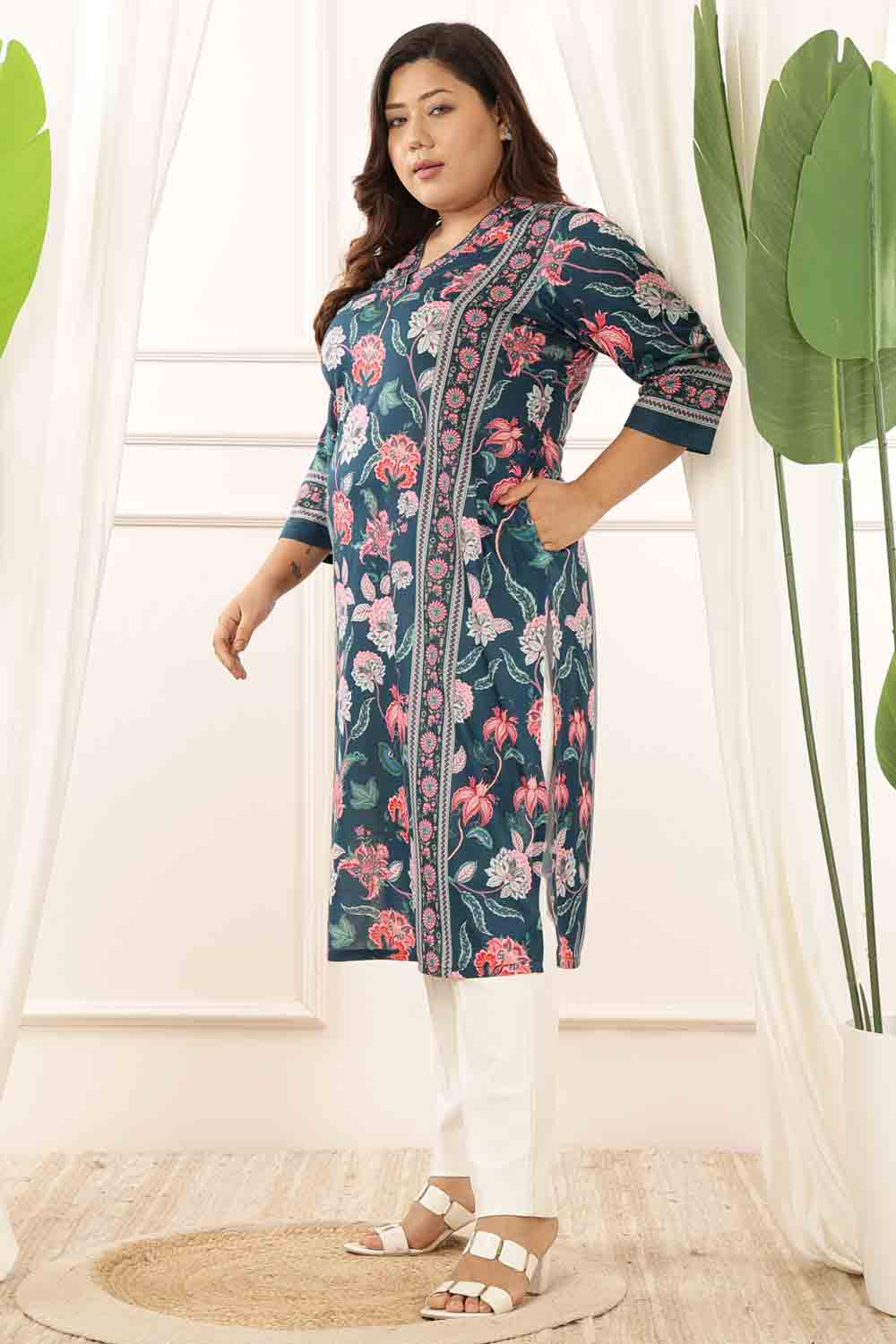 Plus Size Plus Size Green Floral V Neck Kurta