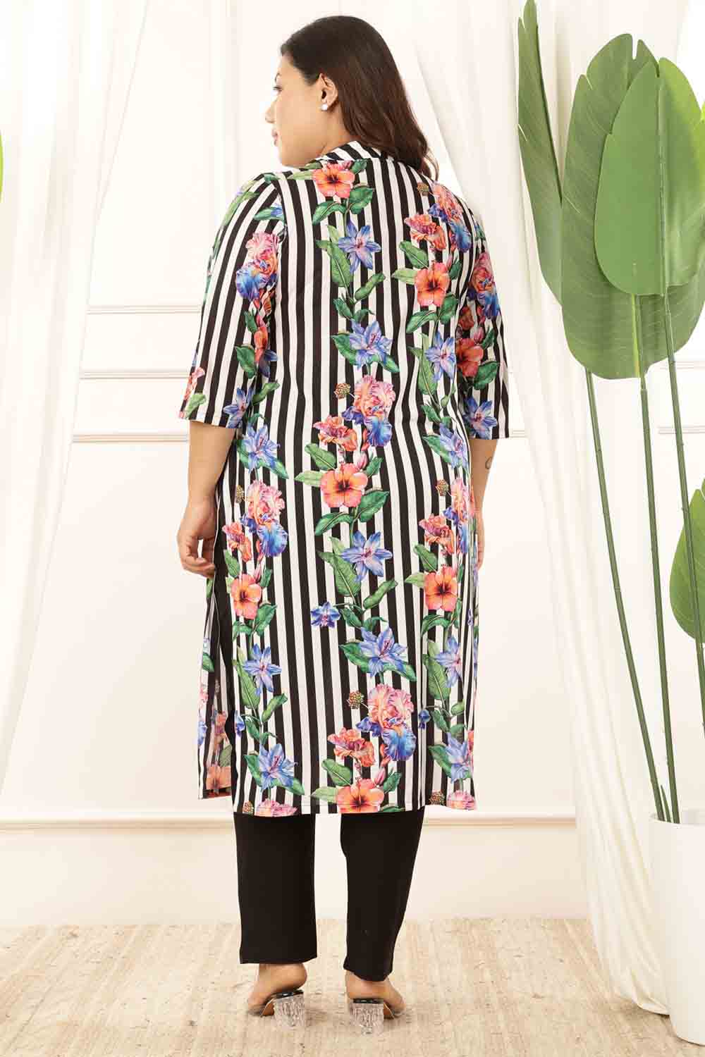 Plus Size Black Floral Stripes Kurta