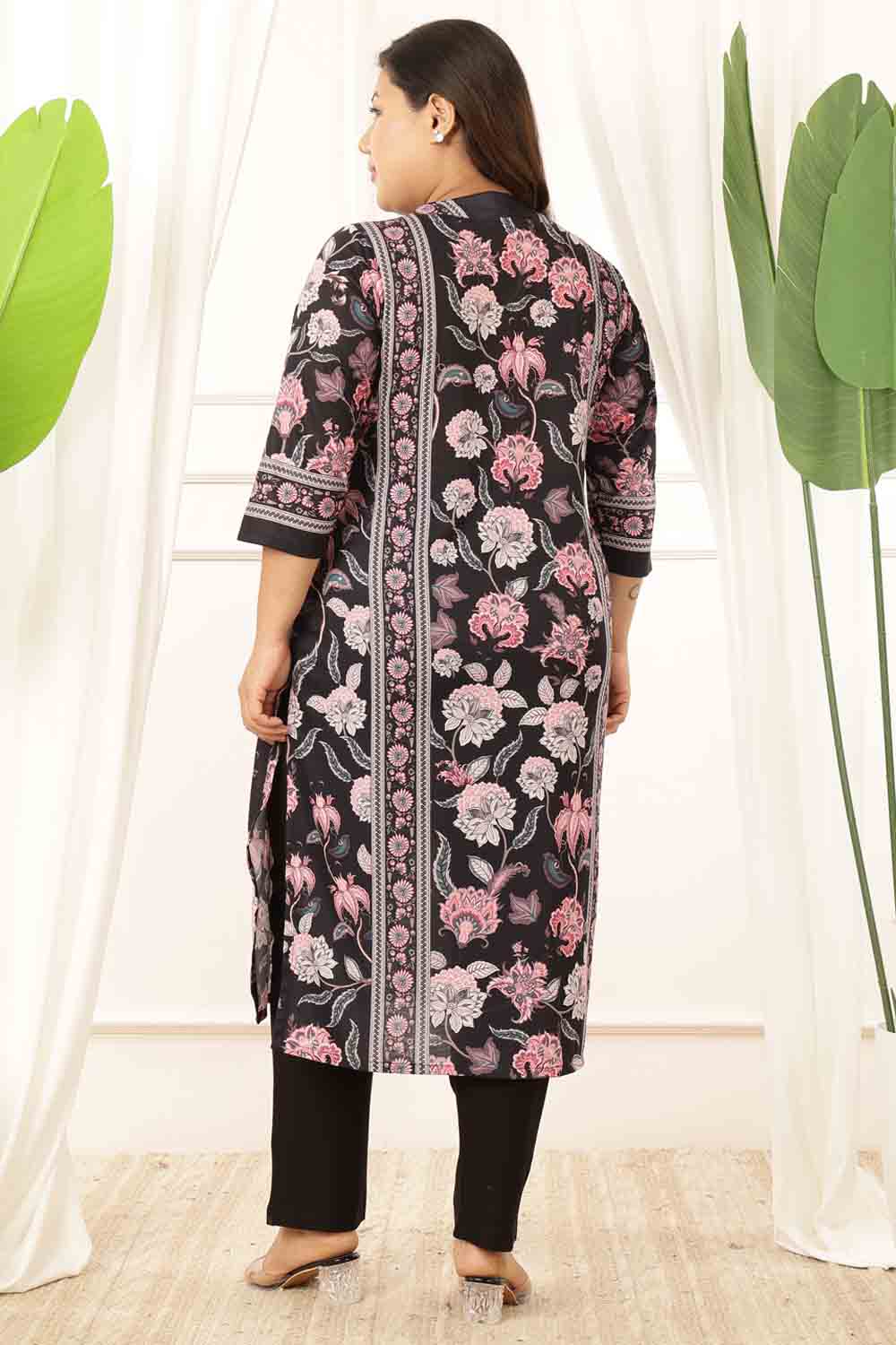 Plus Size Black Floral V Neck Kurta