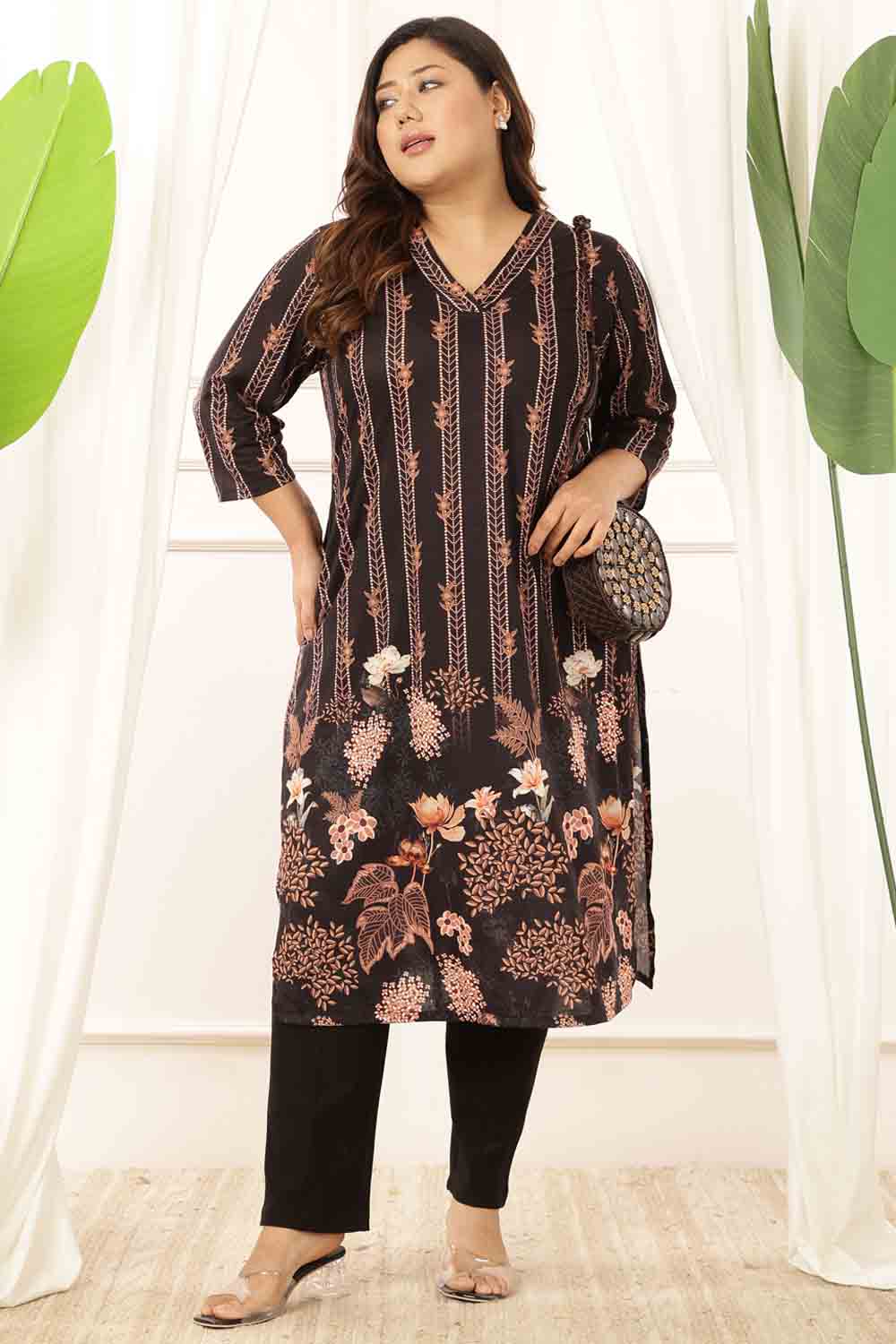 Plus Size Black Floral V Neck Kurta