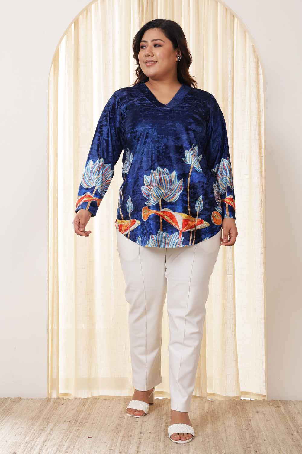 Plus Size Blue Floral Velvet Top