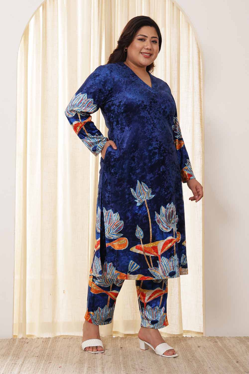 Plus Size Blue Floral Velvet Coord Set for Women