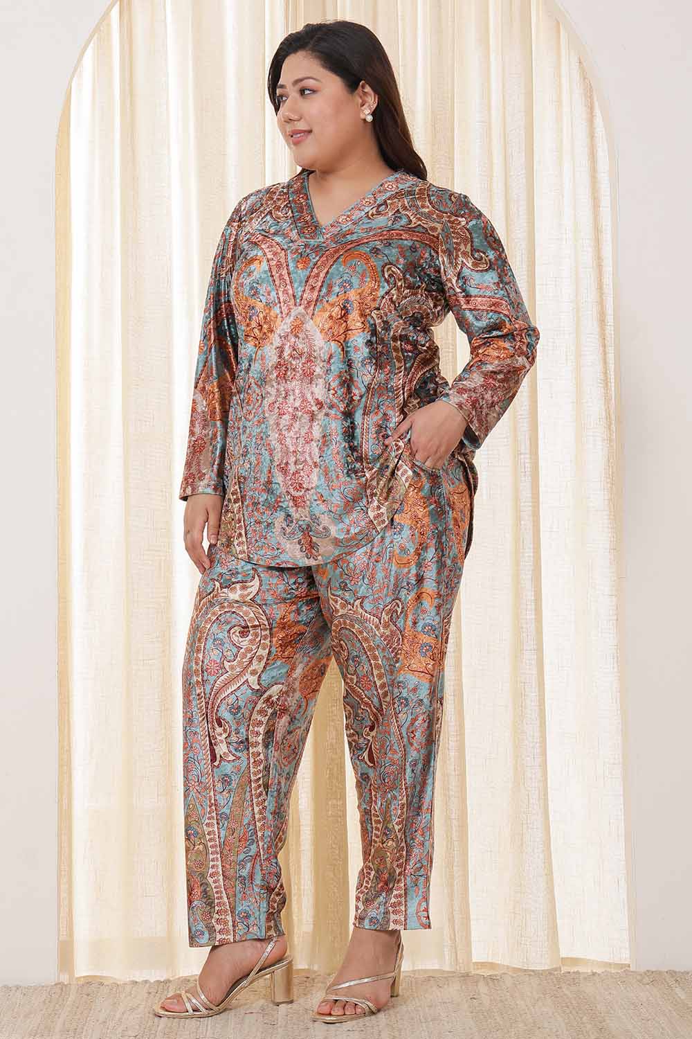 Plus Size Plus Size Multicolor Ethnic Velvet Coord Set