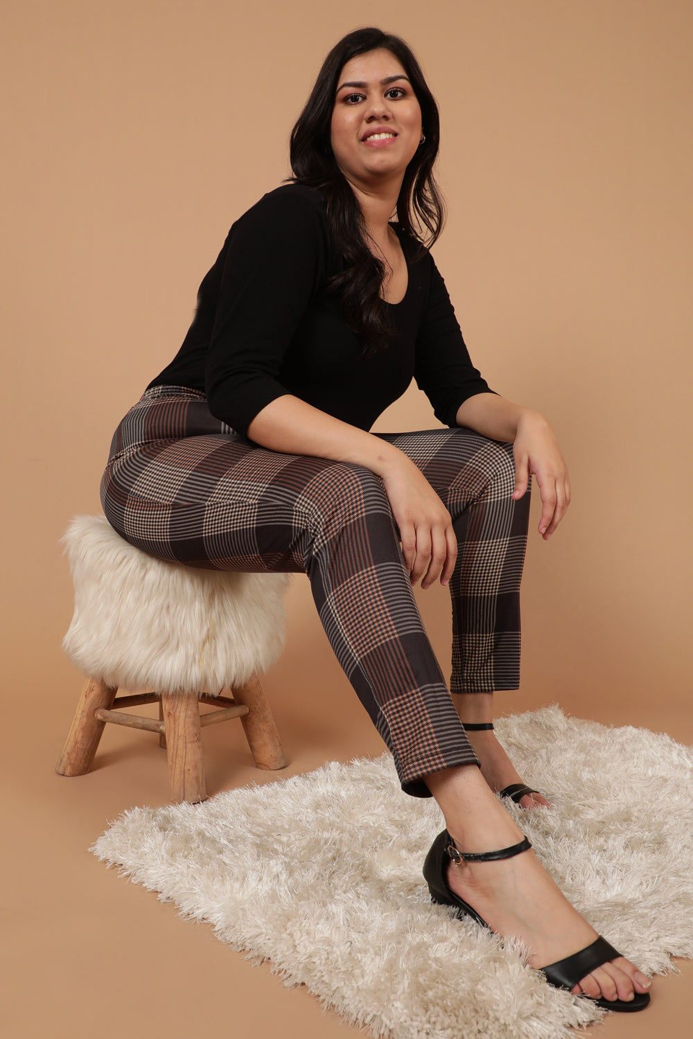 Brown Black Check Art Warm Winter Fleece Leggings